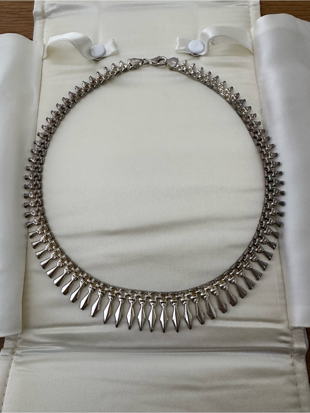 Vintage Sterling Silver Italian Graduating Cleopatra Bib Necklace